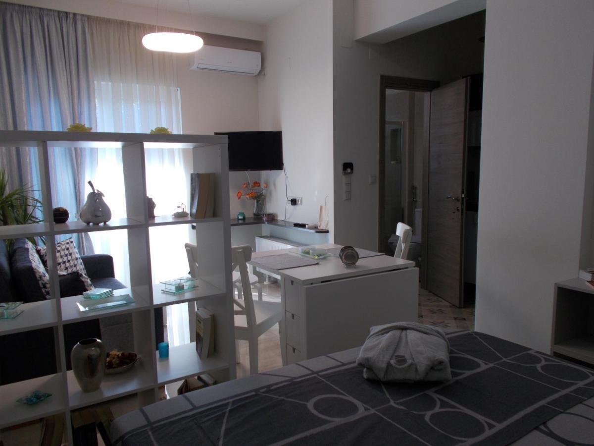 Studio Στο Κέντρο Του Βόλου Volos Bagian luar foto
